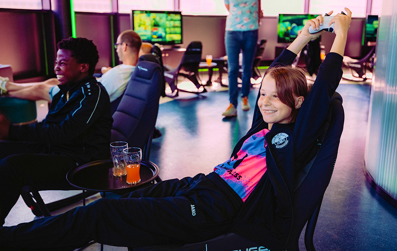 2 of 3 uur gamen bij Gammax Scheveningen