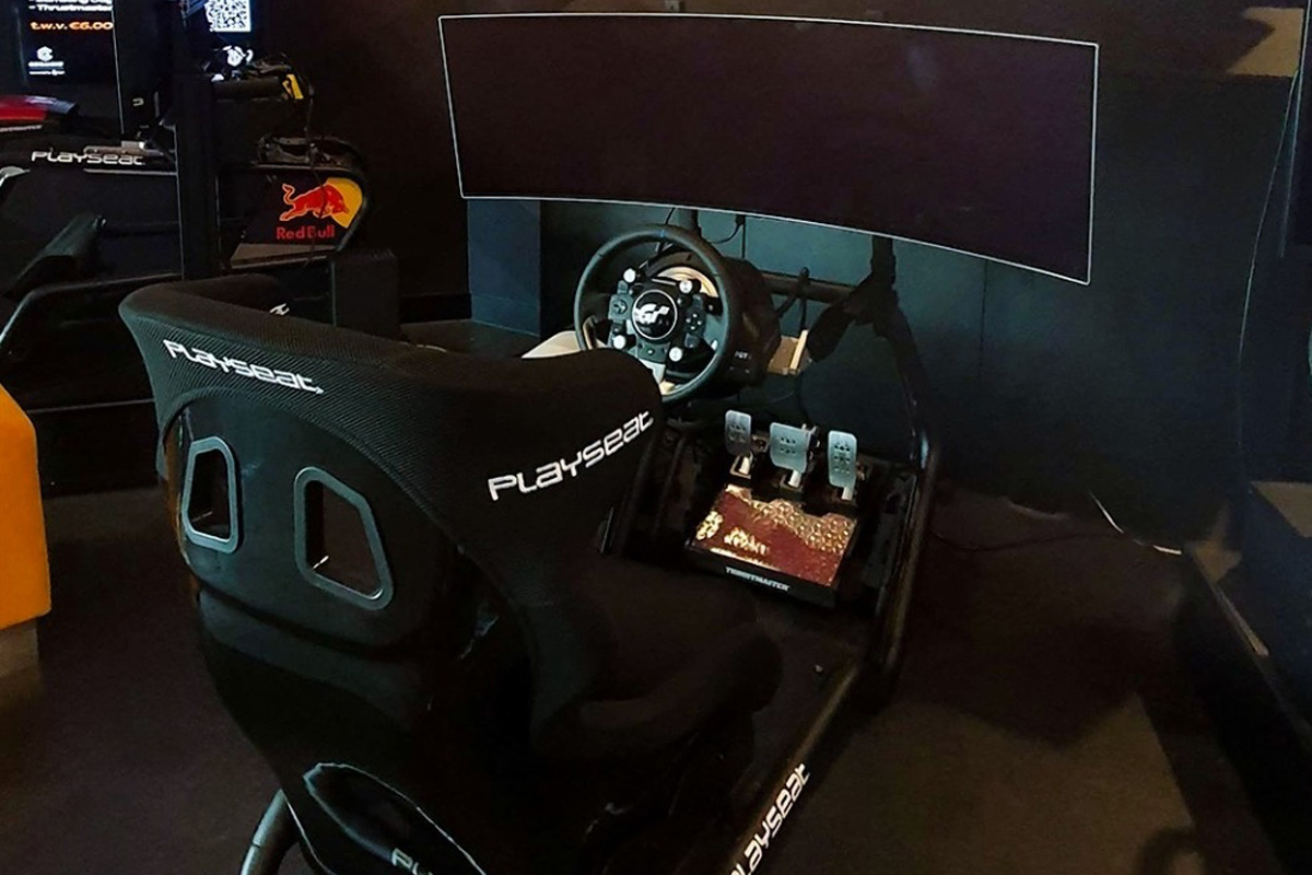 1,5 uur Sim Racing bij H20 Esports 
