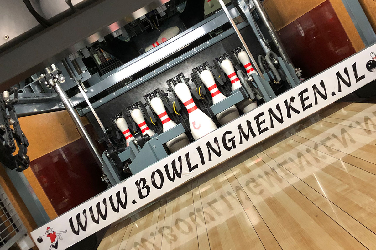 1 uur bowlen + portie bitterballen bij Bowling Menken