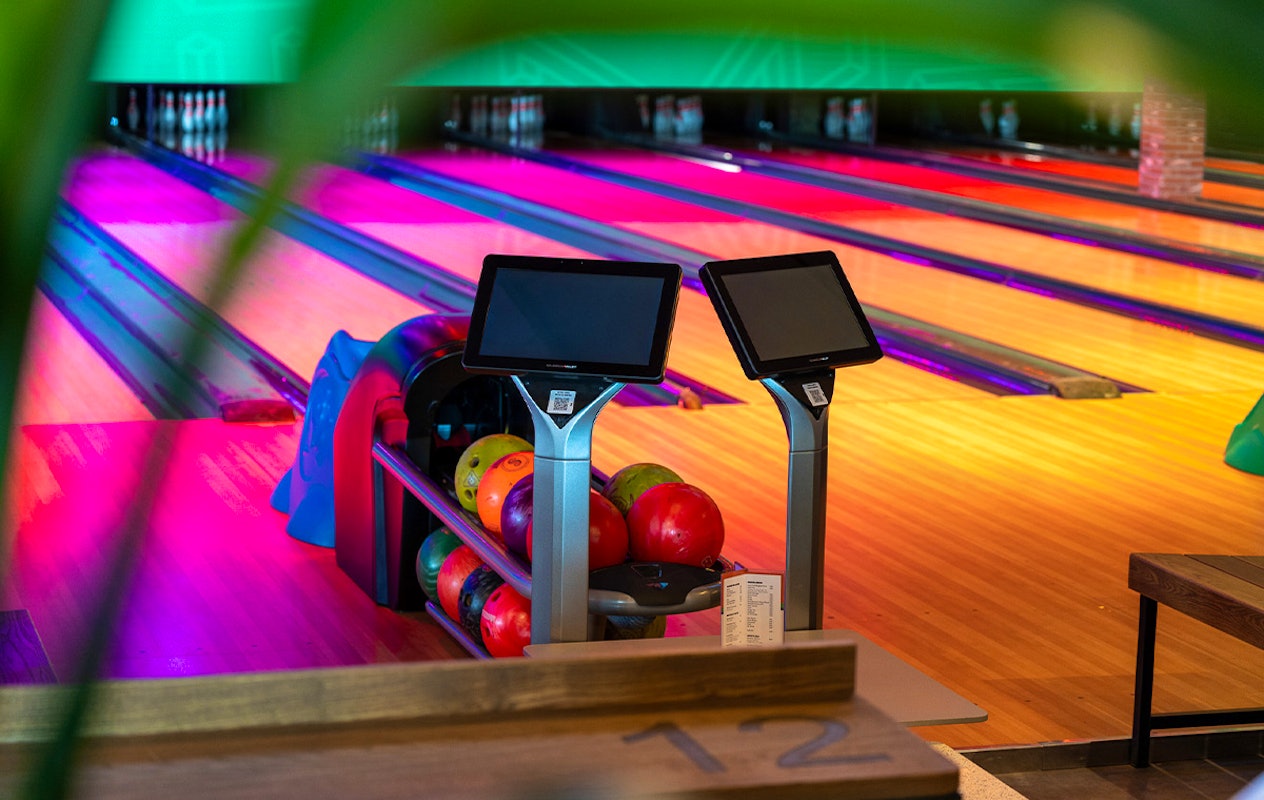 1 uur bowlen bij Vier Hoog Eindhoven (max. 6 personen)