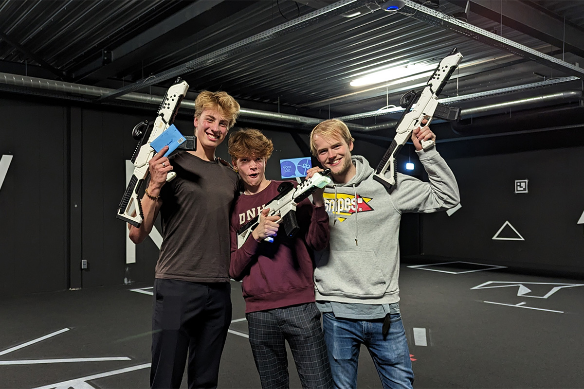 1 uur Gaming Experience bij Lightning VR Delft