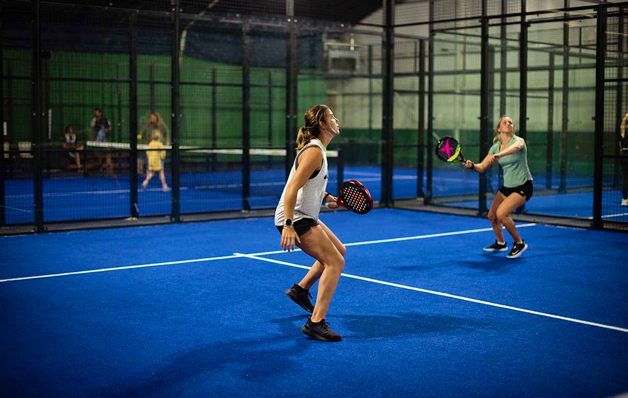 1 uur padellen bij Padelclub Rotterdam (3 locaties)