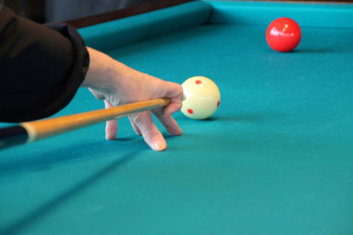 1 uur poolen of biljarten bij De Rode Loper