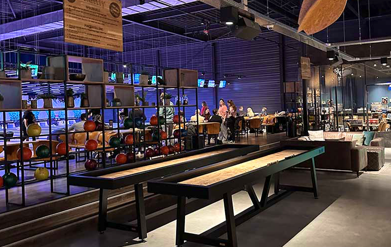 1 uur shuffleboard bij Dolfijn Bowling (2-6 personen)