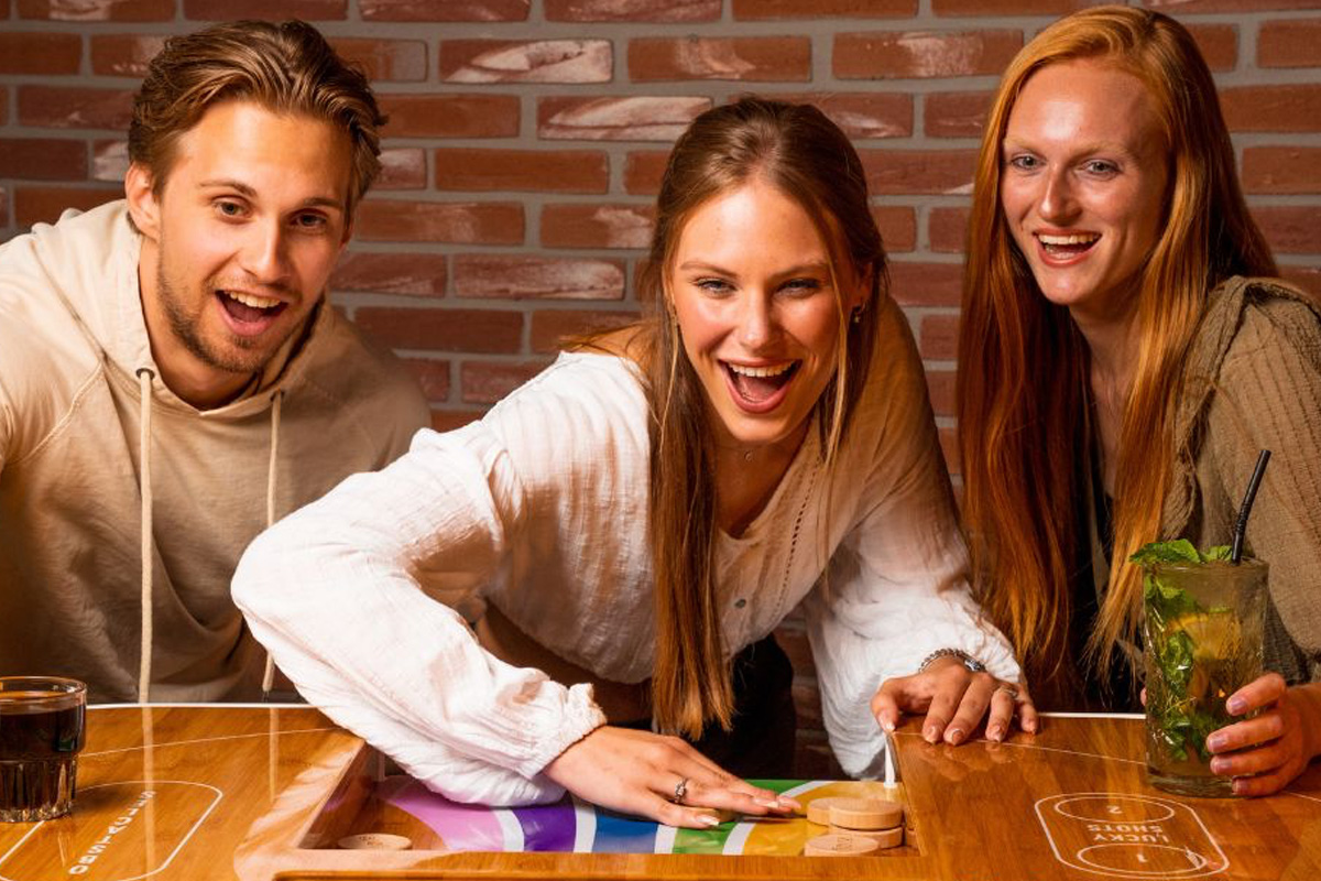 1 uur sjoelen of shufflen bij Vier Hoog Breda