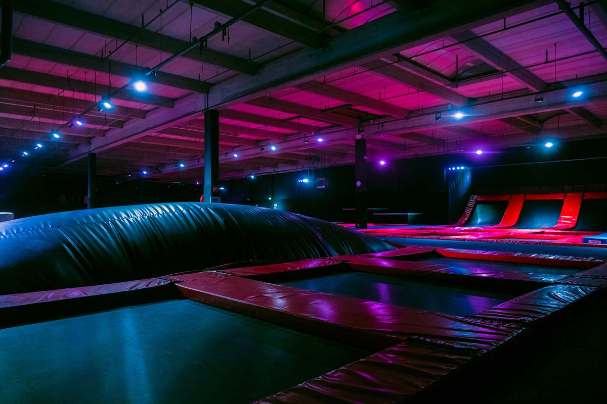 Vrij jumpen + evt. zakje chips en limonade of slush