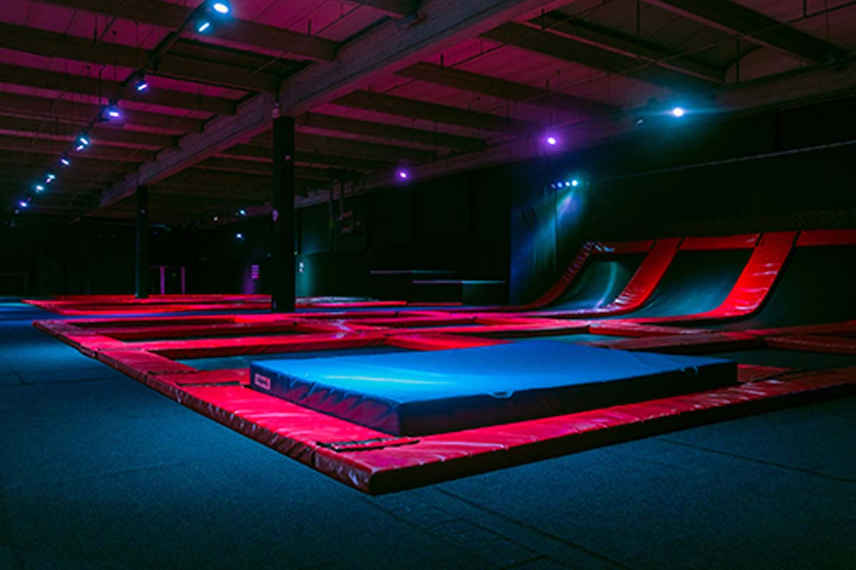 Vrij jumpen + evt. zakje chips en limonade of slush