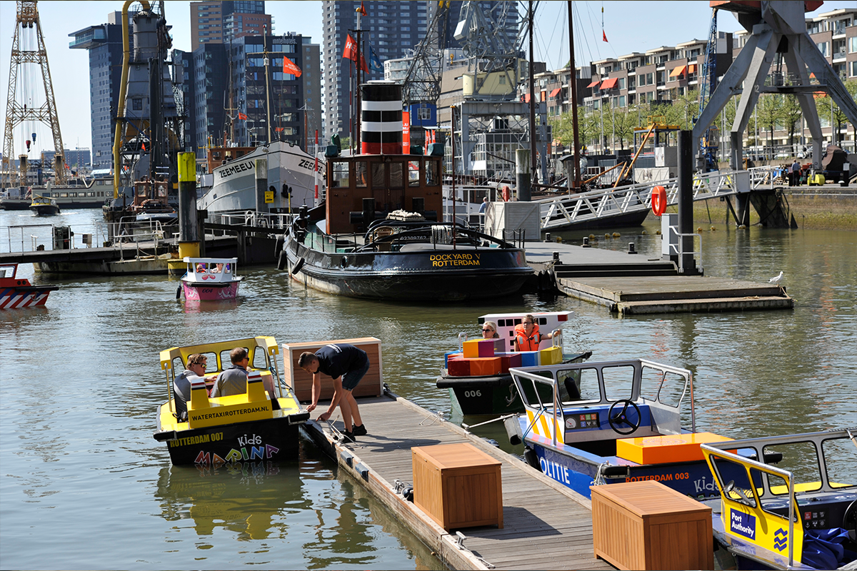 15 minuten varen bij Kids Marina Rotterdam