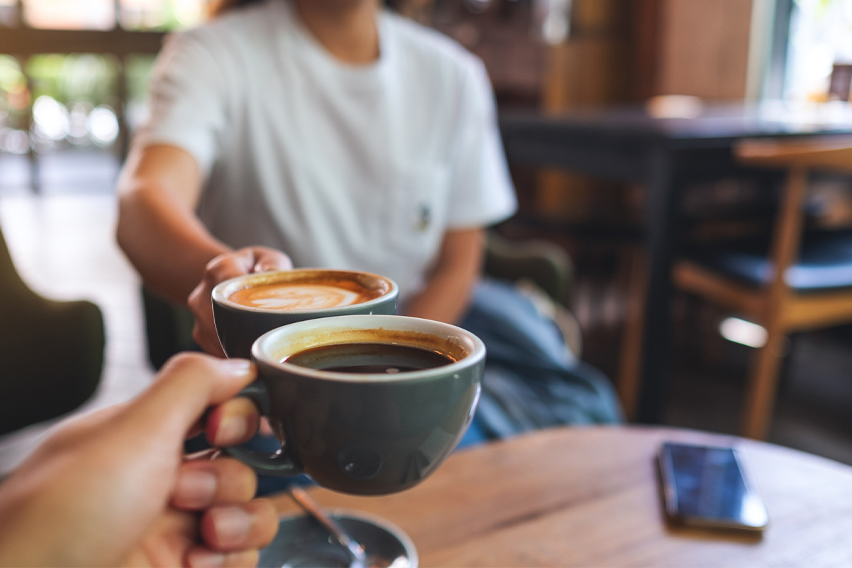 2-gangen lunch + warm drankje met lekkernij bij Grand Café De Boei