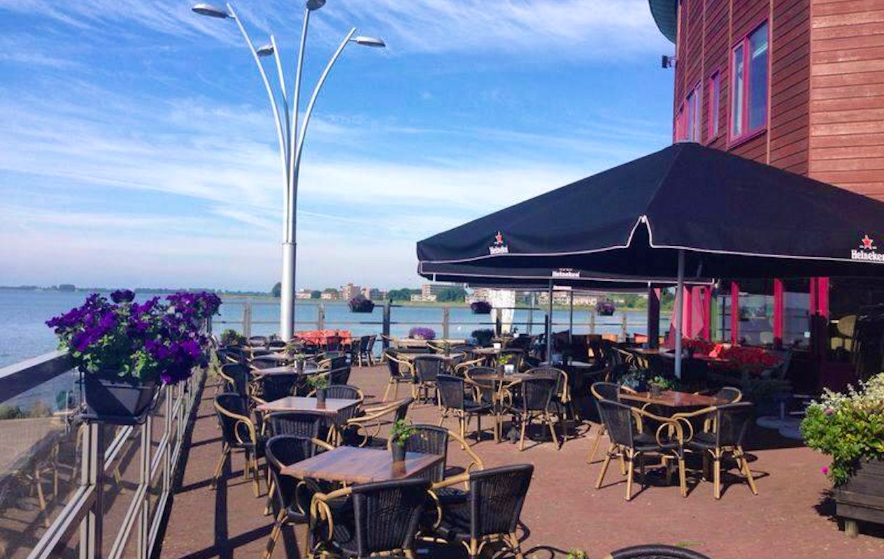2-gangen keuzelunch bij Grand Café Restaurant 't Hop