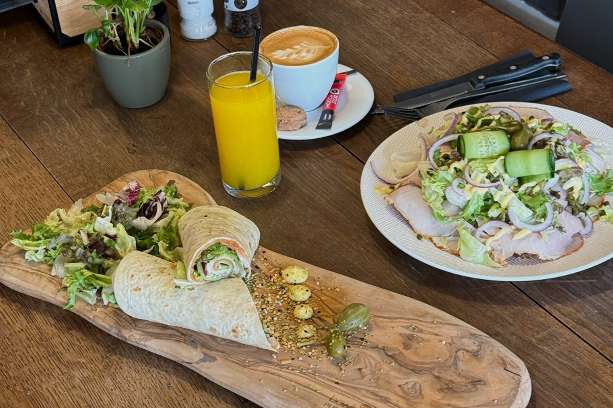 2-gangen keuzelunch bij Vintage Coffee