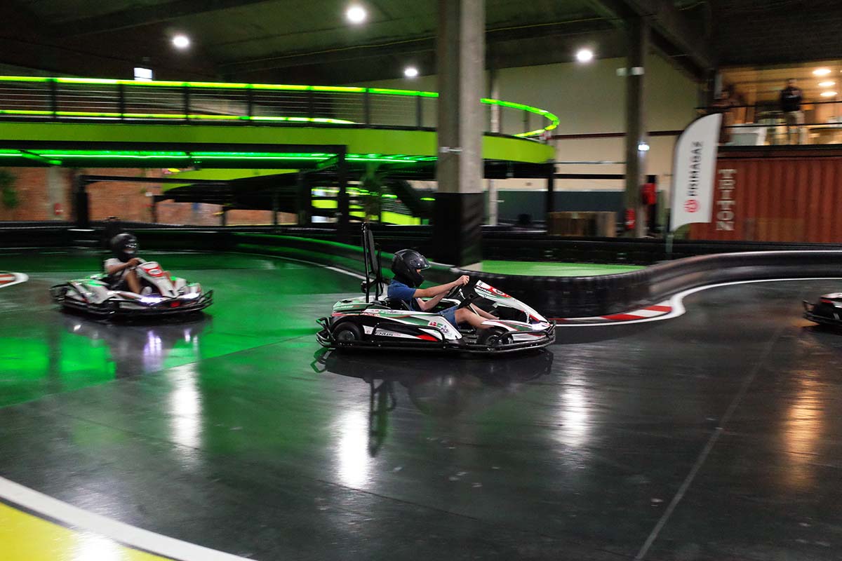 2 heats karten bij AB E-karting in Antwerpen