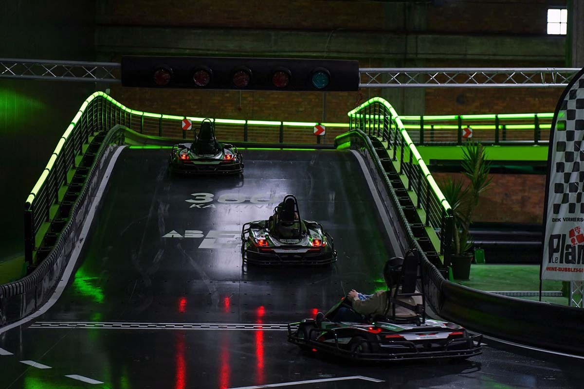 2 heats karten bij AB E-karting in Antwerpen