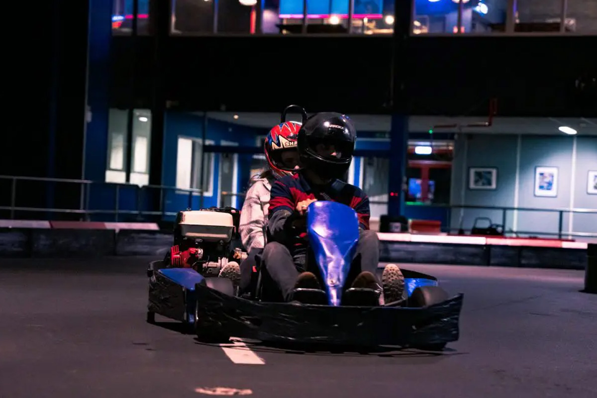 2 heats karten bij Lot66