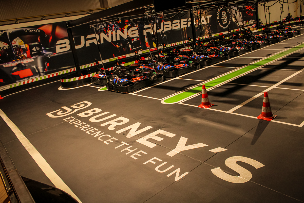 2 heats karten + licentie bij Burney's