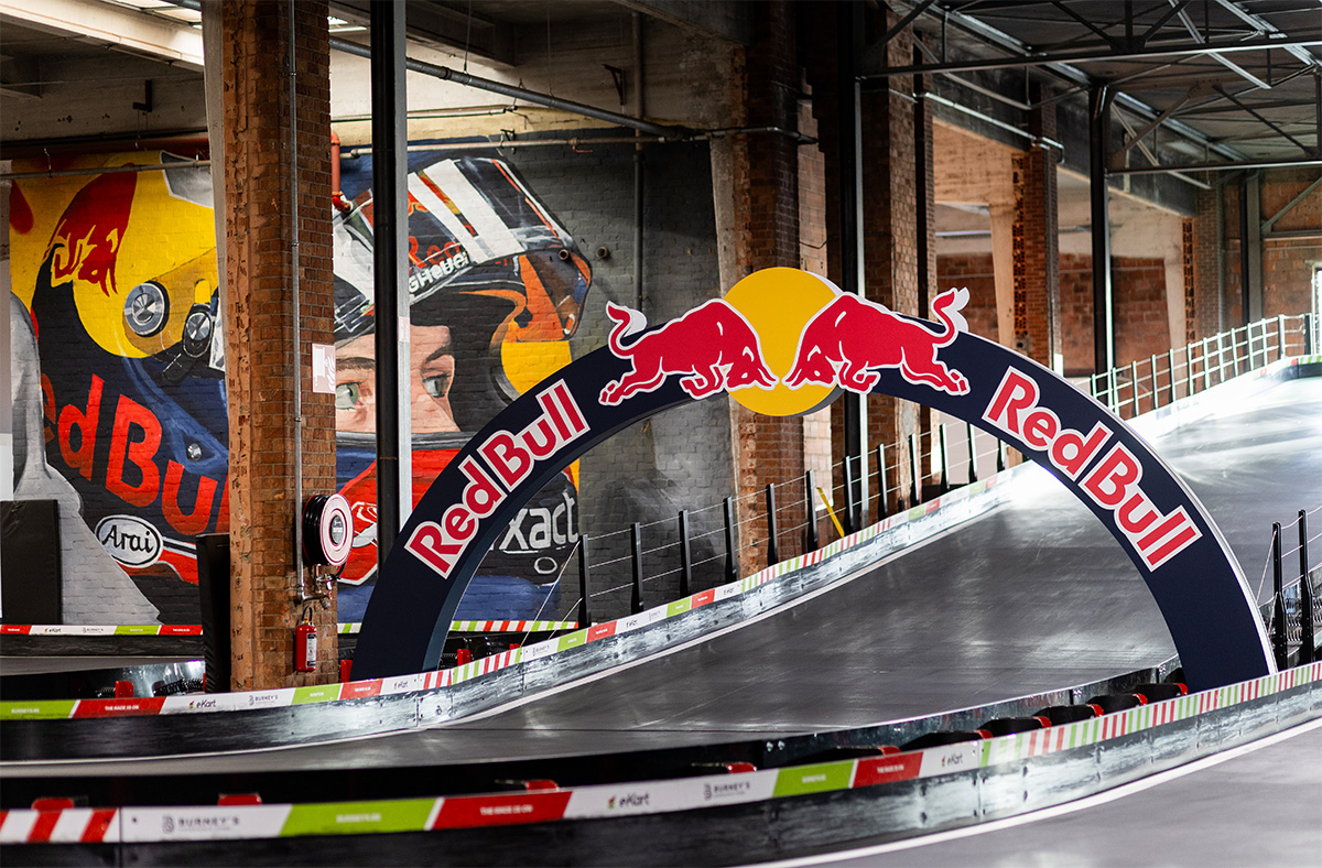 2 heats karten + licentie bij Burney's