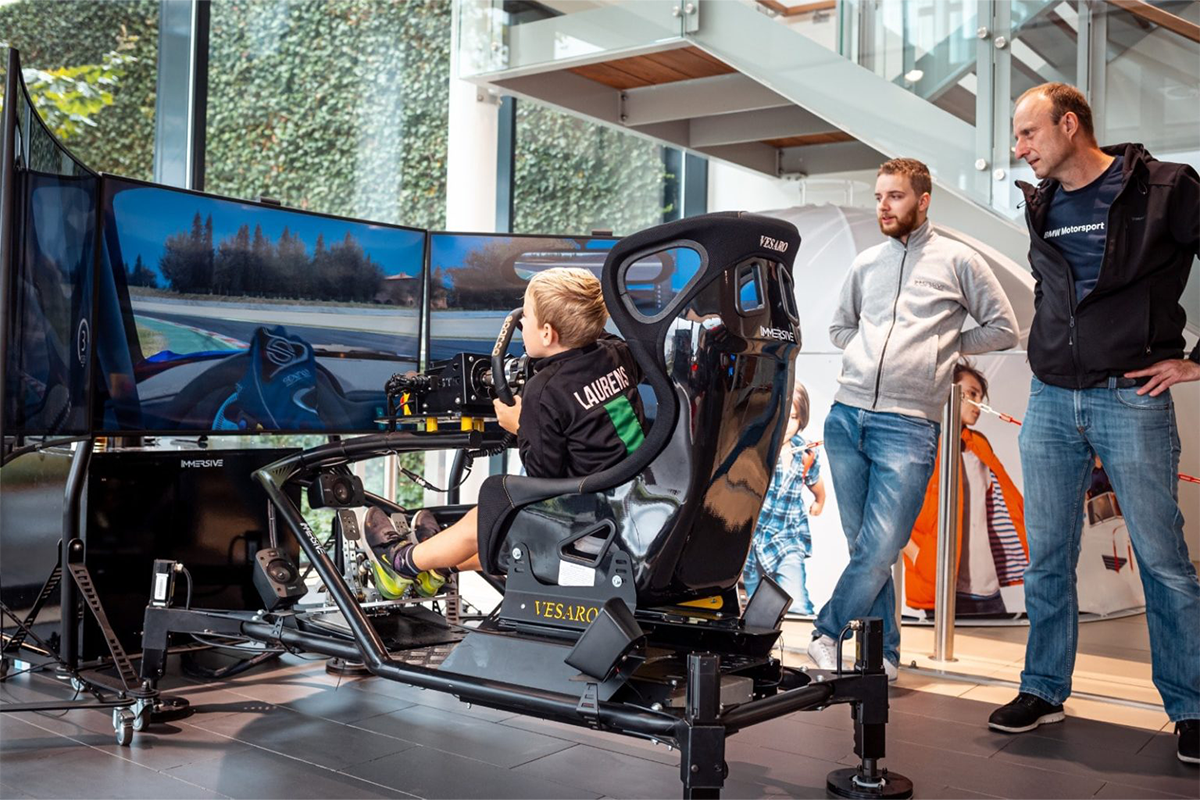 2 heats Simracen (2 x 20 minuten) bij Immersive Experiences