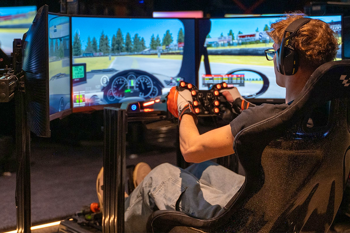 2 séances dans un simulateur de course automobile chez Exype