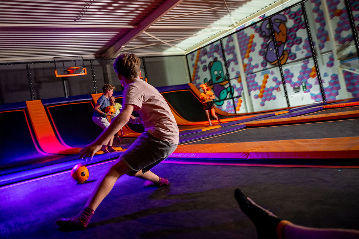 2 uur jumpen of 60 min. jumpen + 60 min. arcade bij SuperJump