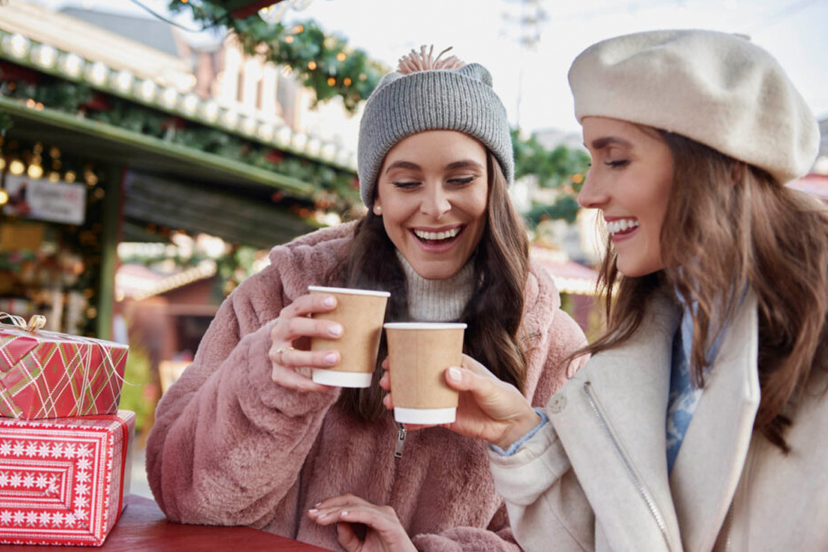 2 uur rollerskaten + warme drank bij Winter Fever Arena Roermond