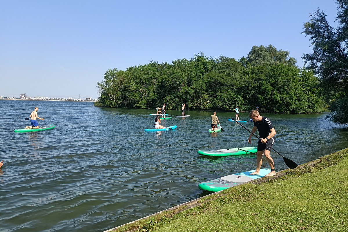 Huur een SUP-board in Den Haag of Loosdrecht (2 uur)