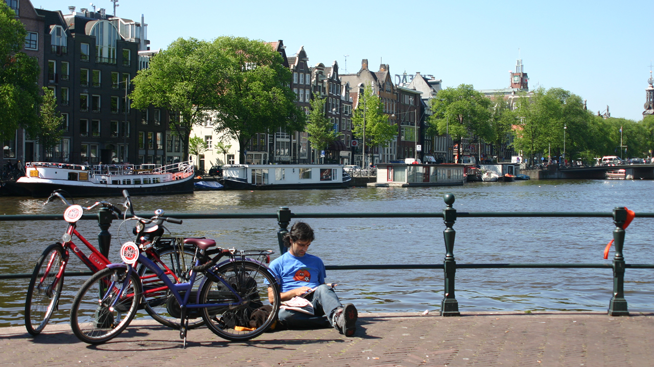 Huur 24 uur een fiets bij MacBike Amsterdam 