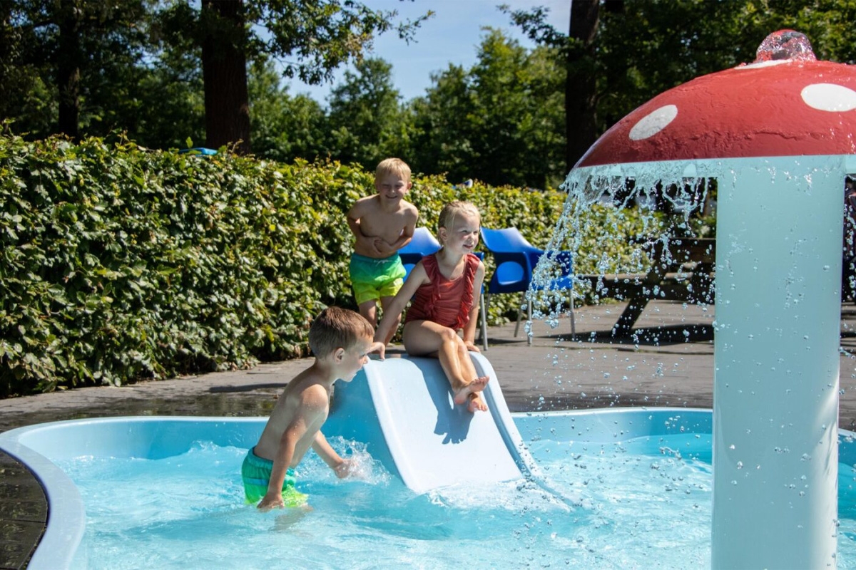 3, 4 of 6 overnachtingen bij Recreatiepark De Voorst