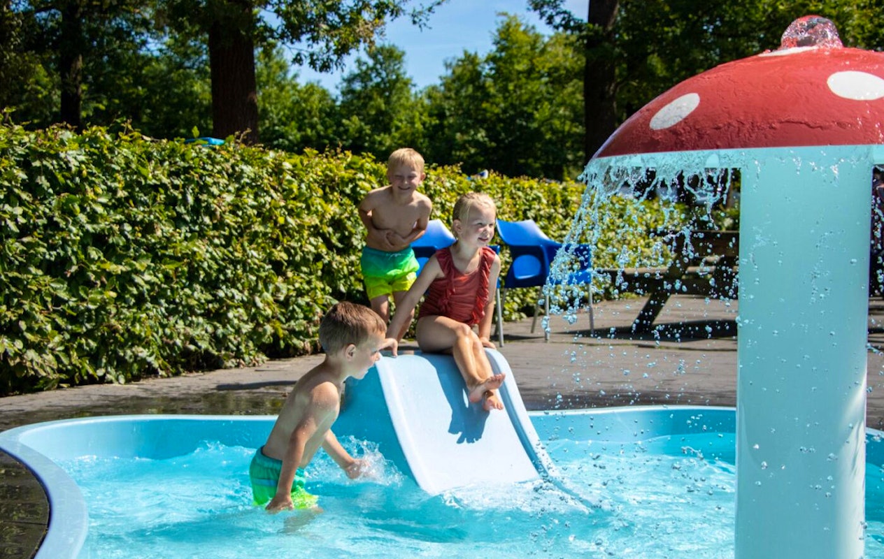 3, 4 of 6 overnachtingen bij Recreatiepark De Voorst