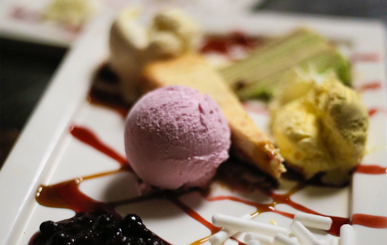 3-gangen menu, inclusief onbeperkt drank bij De Lachende Koe