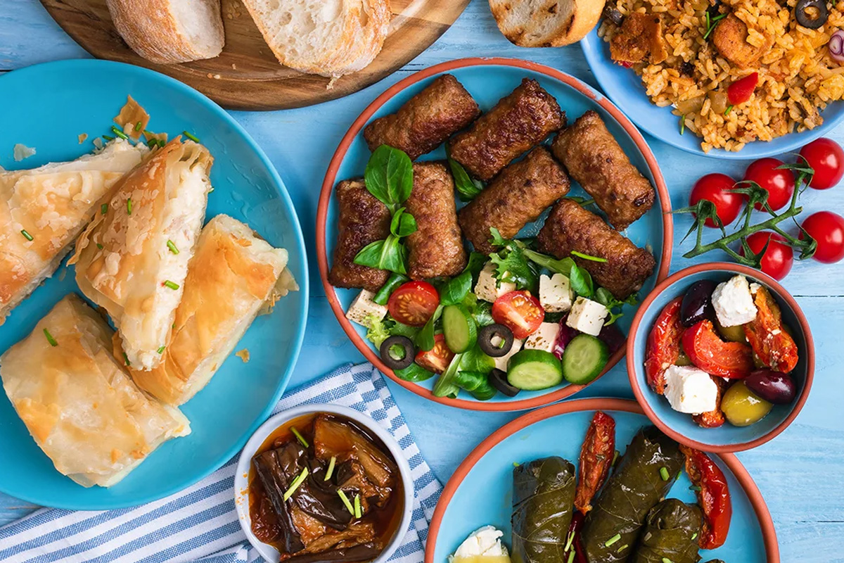 3-gangen keuzediner + ouzo bij Kostas de Griek 