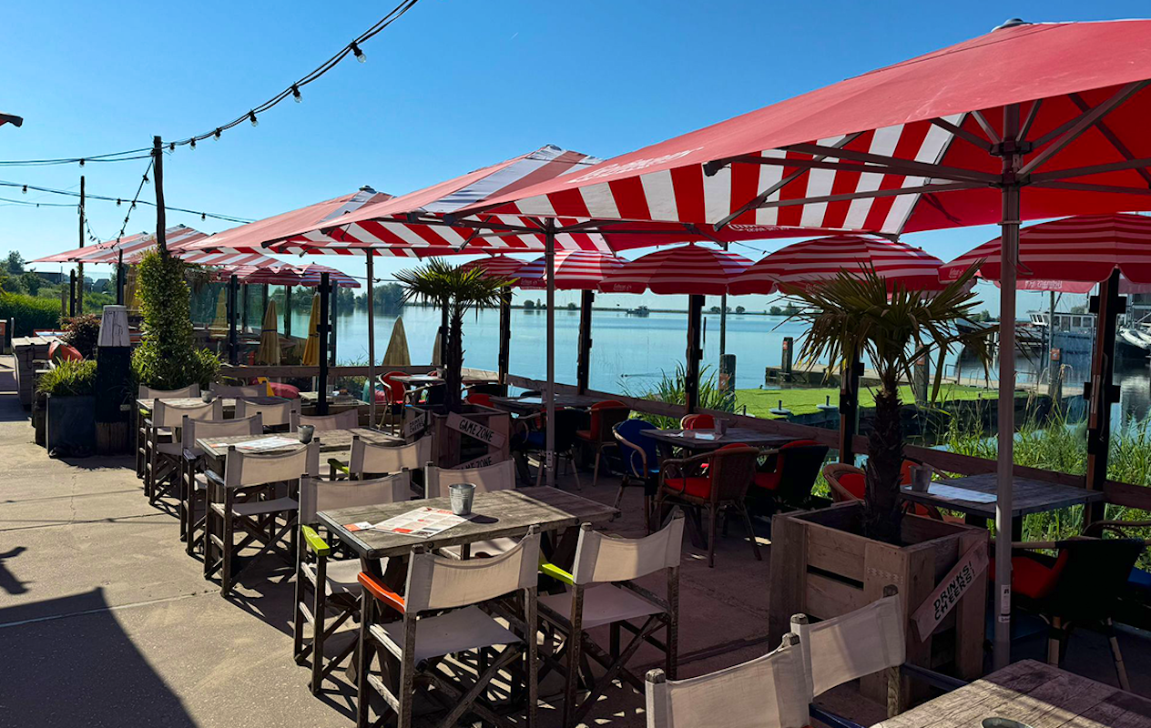 3-gangen keuzelunch bij Strandpaviljoen Oranje Buiten