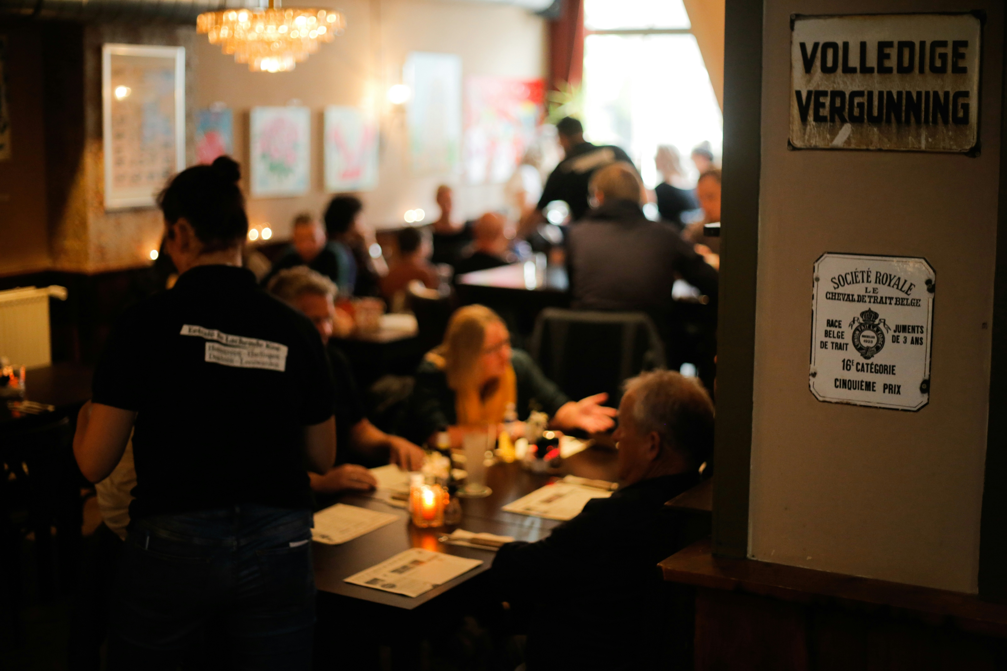 3-gangen menu, inclusief onbeperkt drank bij De Lachende Koe