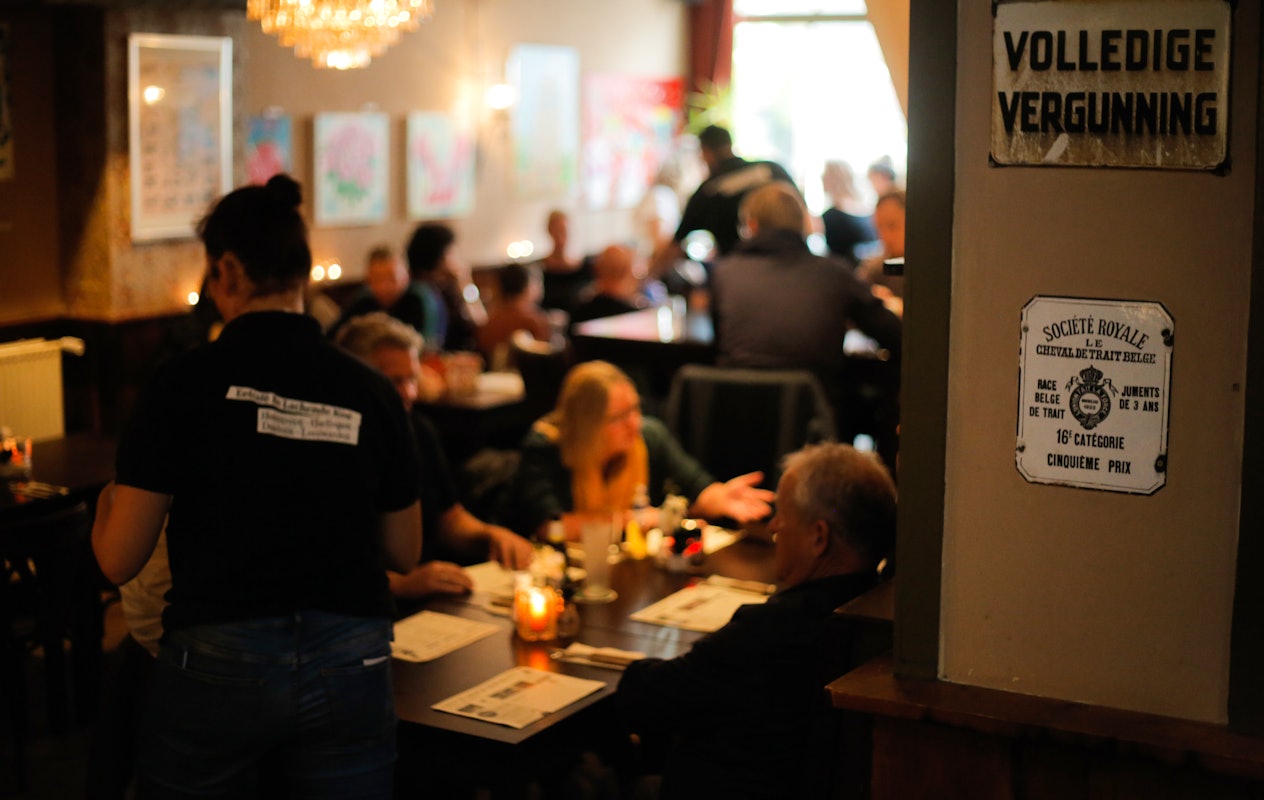 3-gangen menu, inclusief onbeperkt drank bij De Lachende Koe