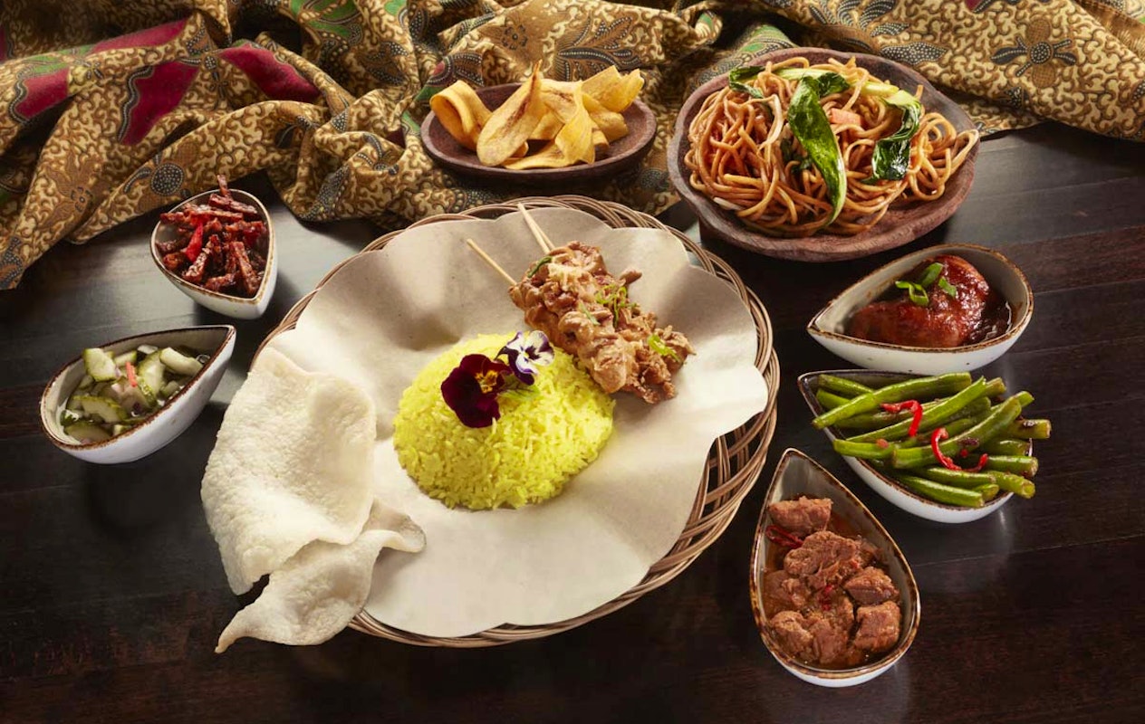 Asian snacks of soep + 3-gangen Shared Dining