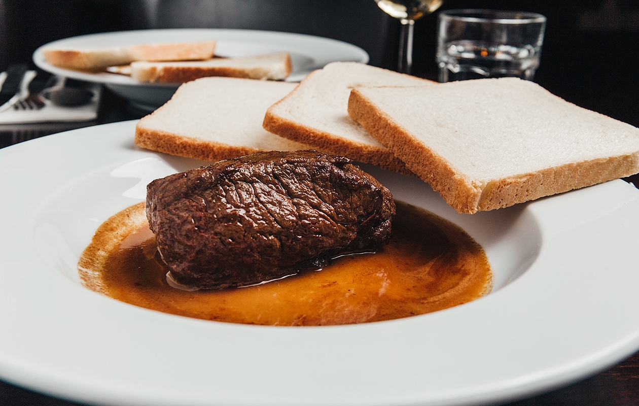 Geniet van een 3-gangenmenu bij restaurant De Zwarte Zwaan!