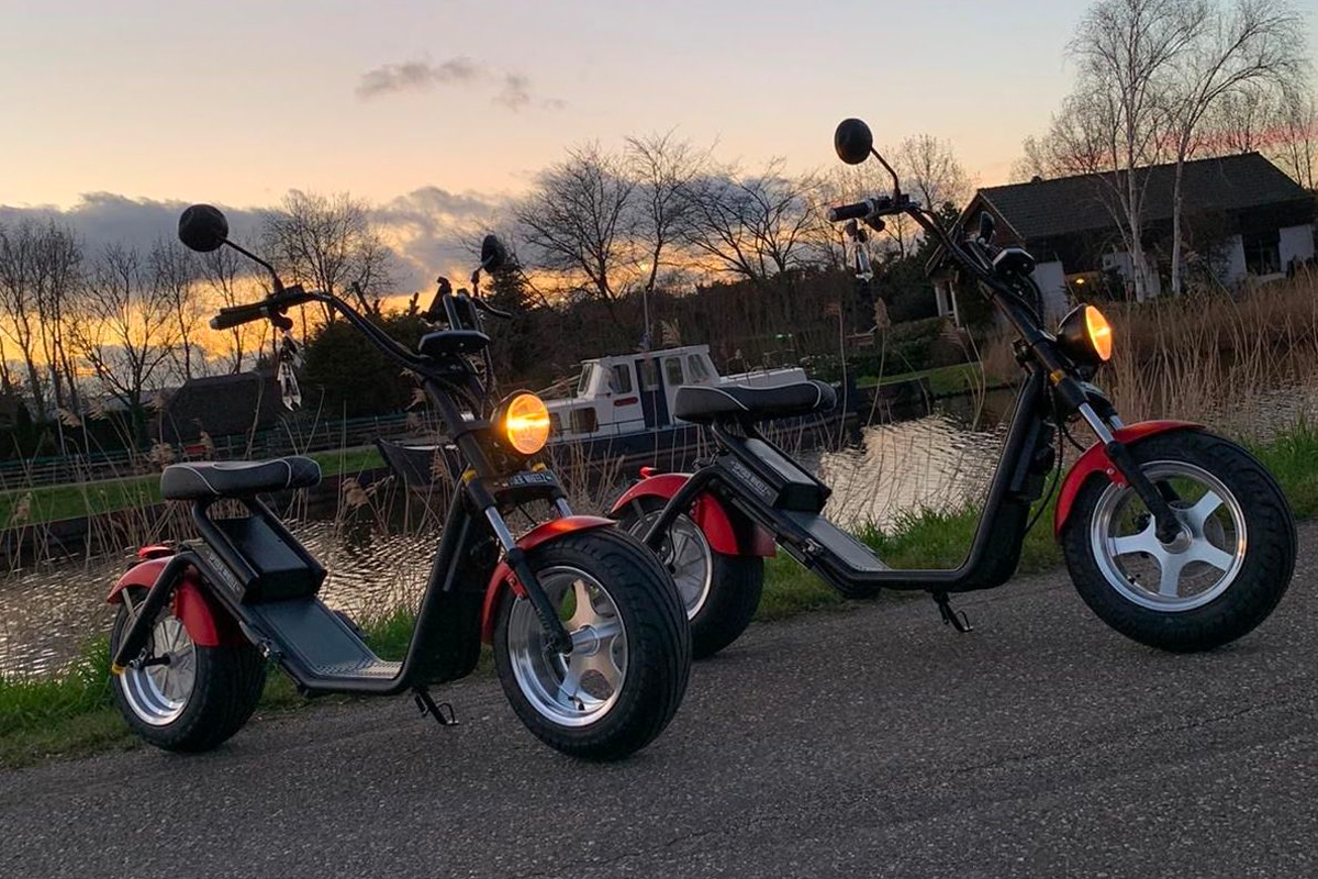 Huur 3 uur een E-chopper + portie poffertjes bij restaurant Amstelland
