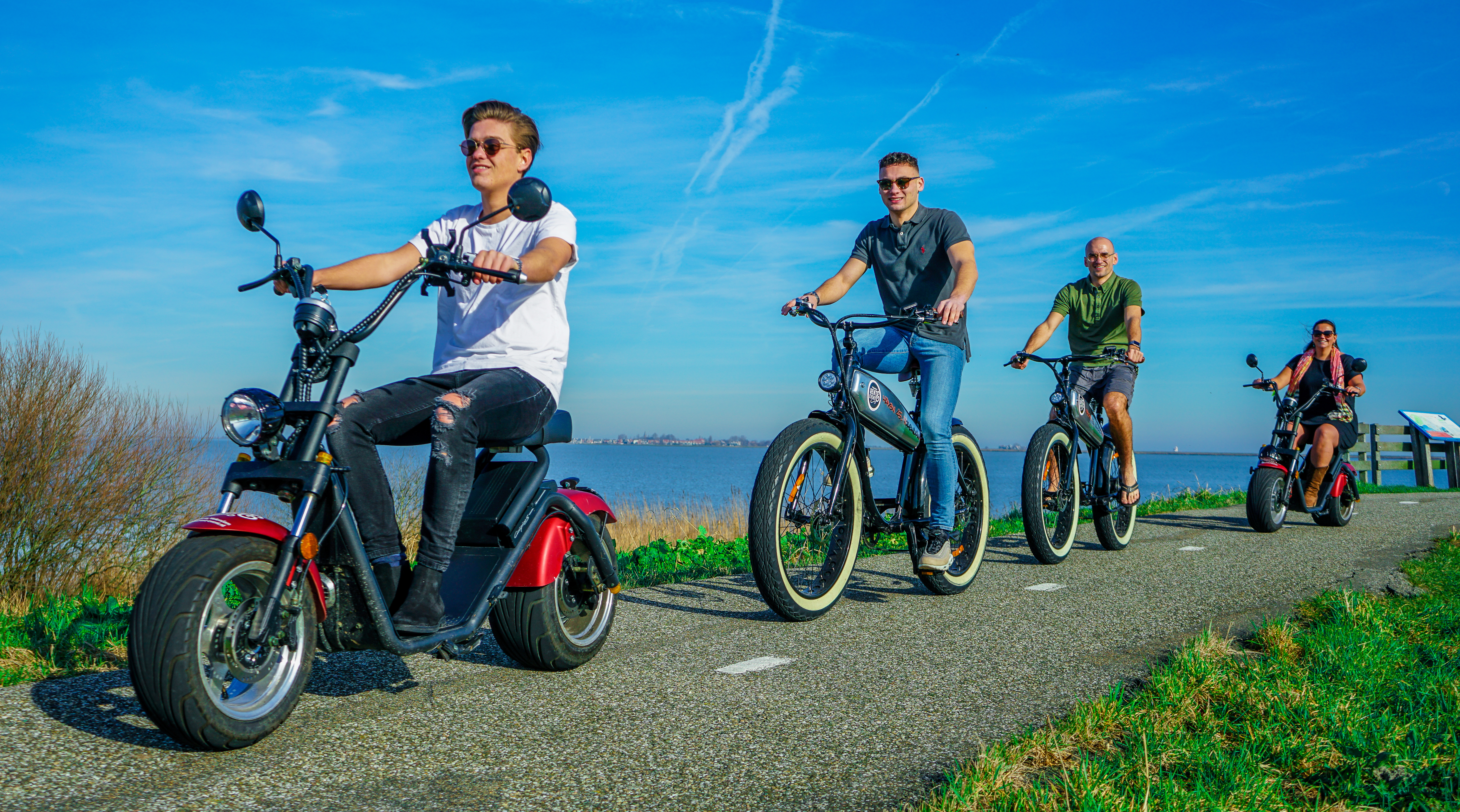 Verken Volendam op een e-scooter!