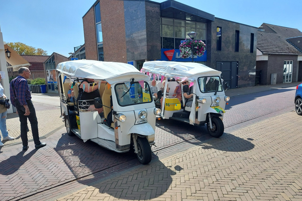 Tuktuk huren (4 of 8 uur) bij Tuktuk Verhuur Zeeland