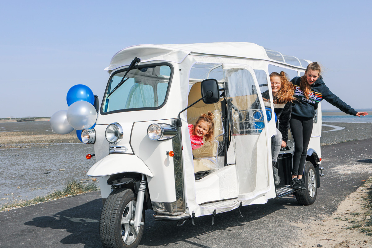 Tuktuk huren (4 of 8 uur) bij Tuktuk Verhuur Zeeland