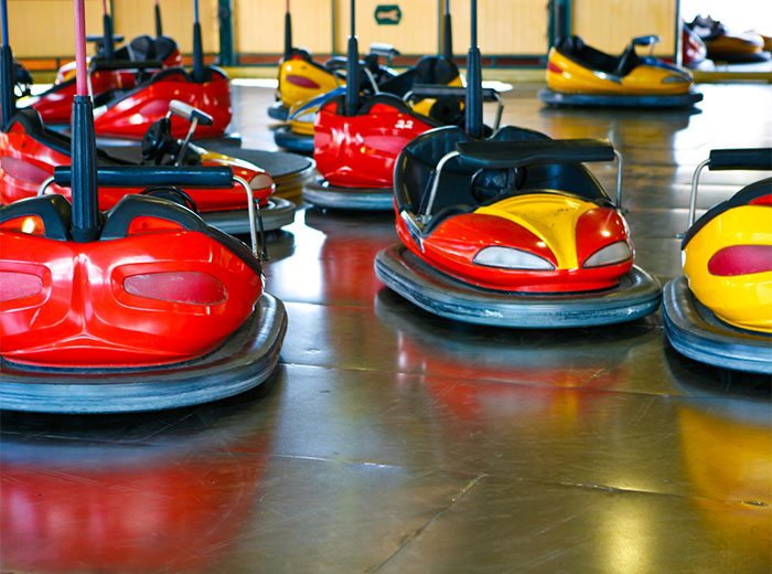 6 speelmunten Lunapark bij de Pyramide van Austerlitz