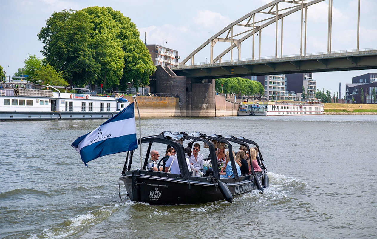 60 of 90 minuten varen met Havensloep Deventer