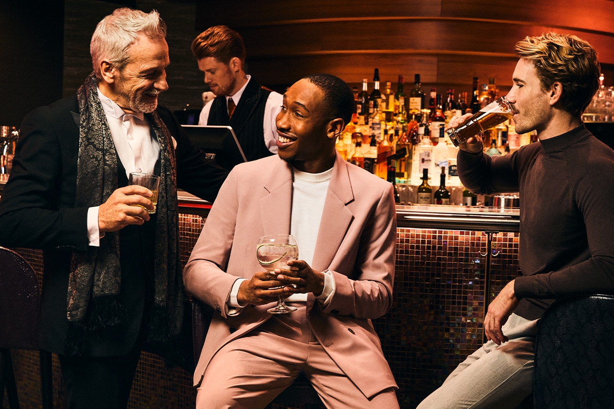 Entree + hapje + drankje + €20 speeltegoed bij Holland Casino (2 personen)