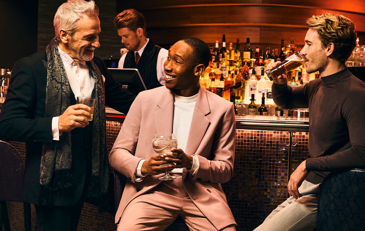 Entree + hapje + drankje + €20 speeltegoed bij Holland Casino (2 personen)