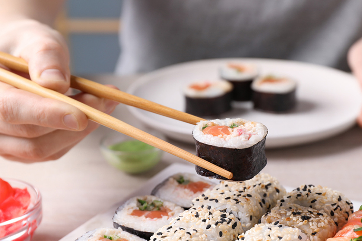 Afhaal sushibox (64 stuks) bij Yashima Papendrecht