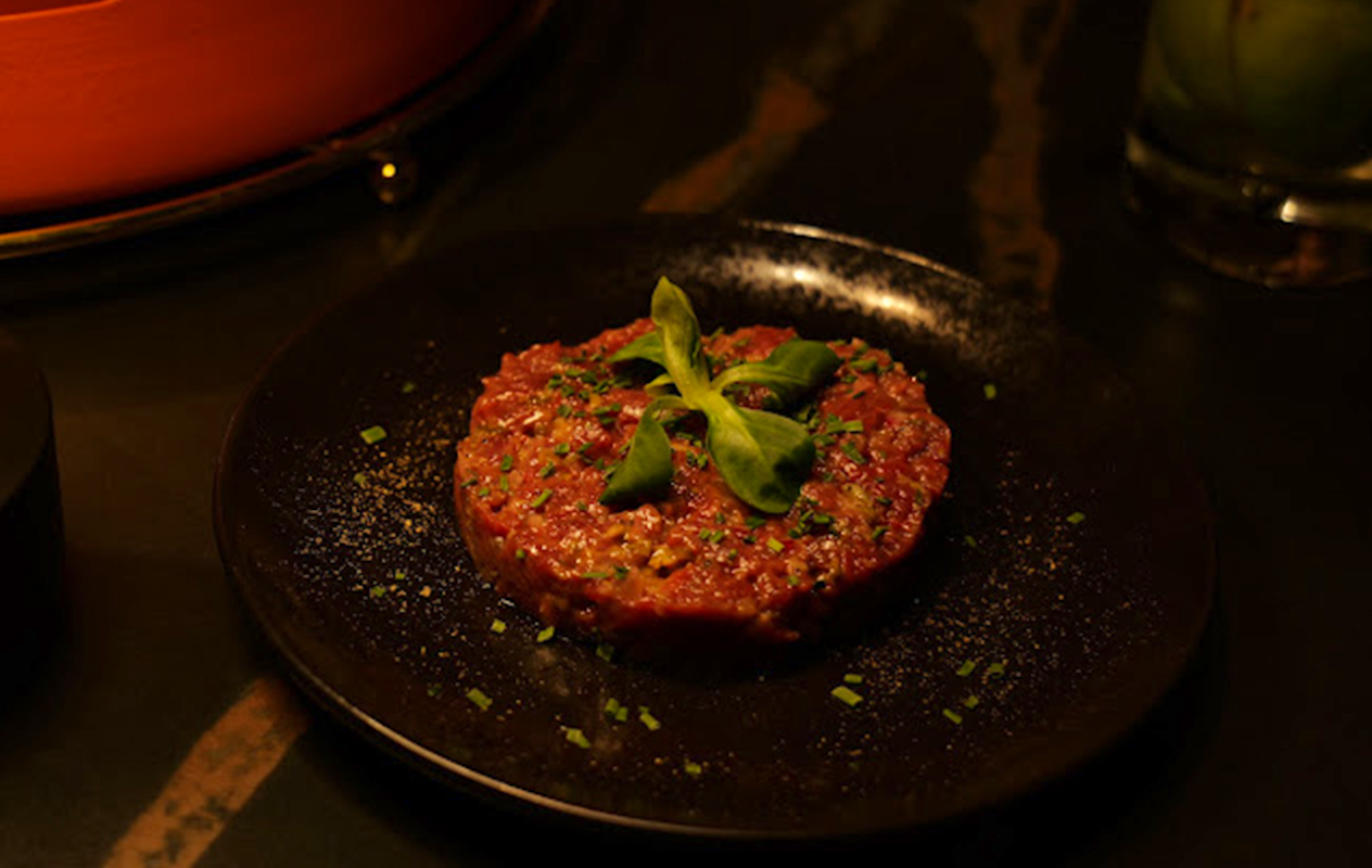 All-in dining experience + drankjes bij Smoki BBQ (3,5 uur)