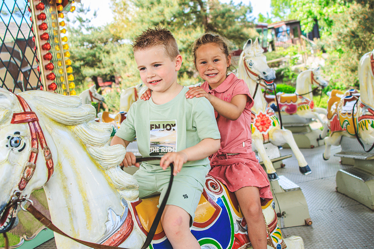 Entreeticket Slagharen + friet, snack naar keuze & drankje