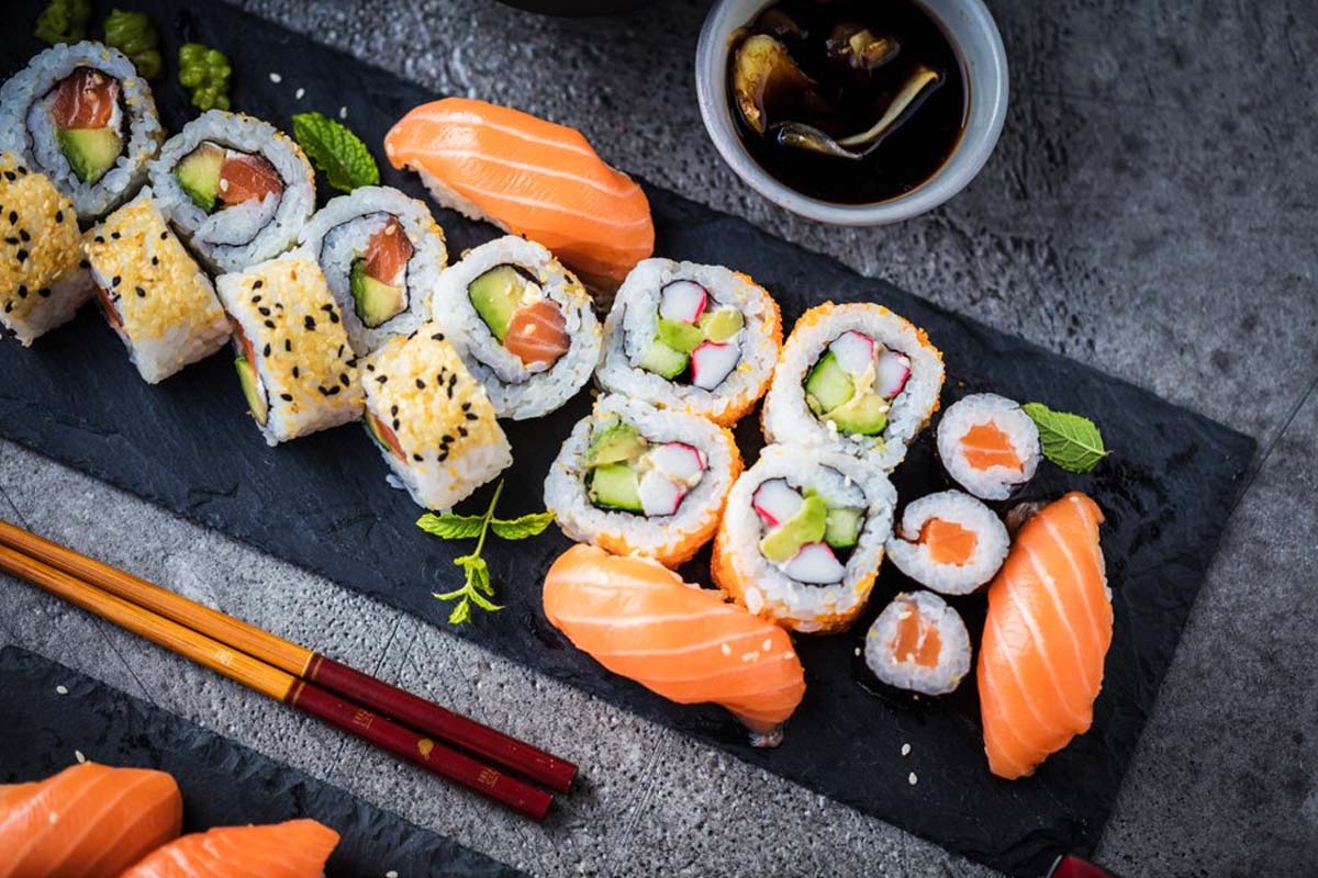 All you can eat (2 uur) bij Tomi Sushi & Grill Restaurant