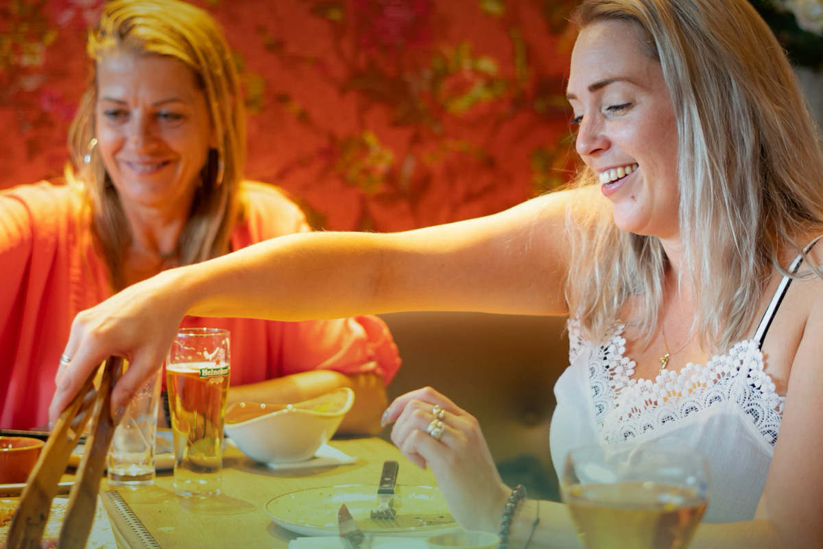 All you can eat Grill & Sushi+ bowlen bij Bobs Party & Events