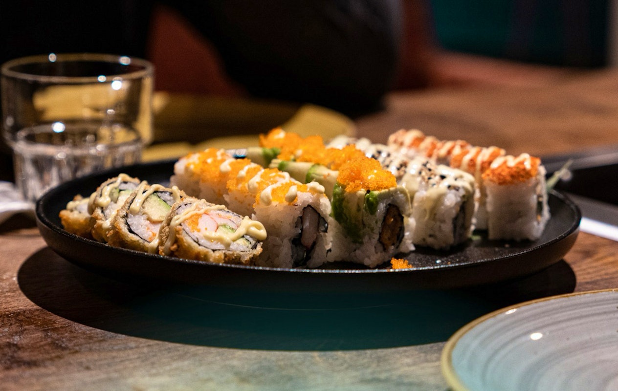 All you can eat Grill & Sushi+ bowlen bij Bobs Party & Events