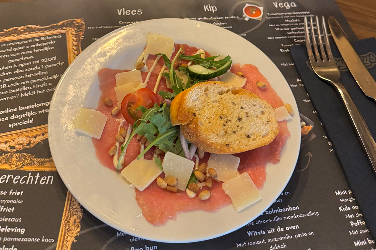 All you can eat (3 uur) + bowlen bij HappyDays 